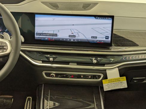 New 2026 BMW X7 xDrive40i w/ M Sport Package image 25