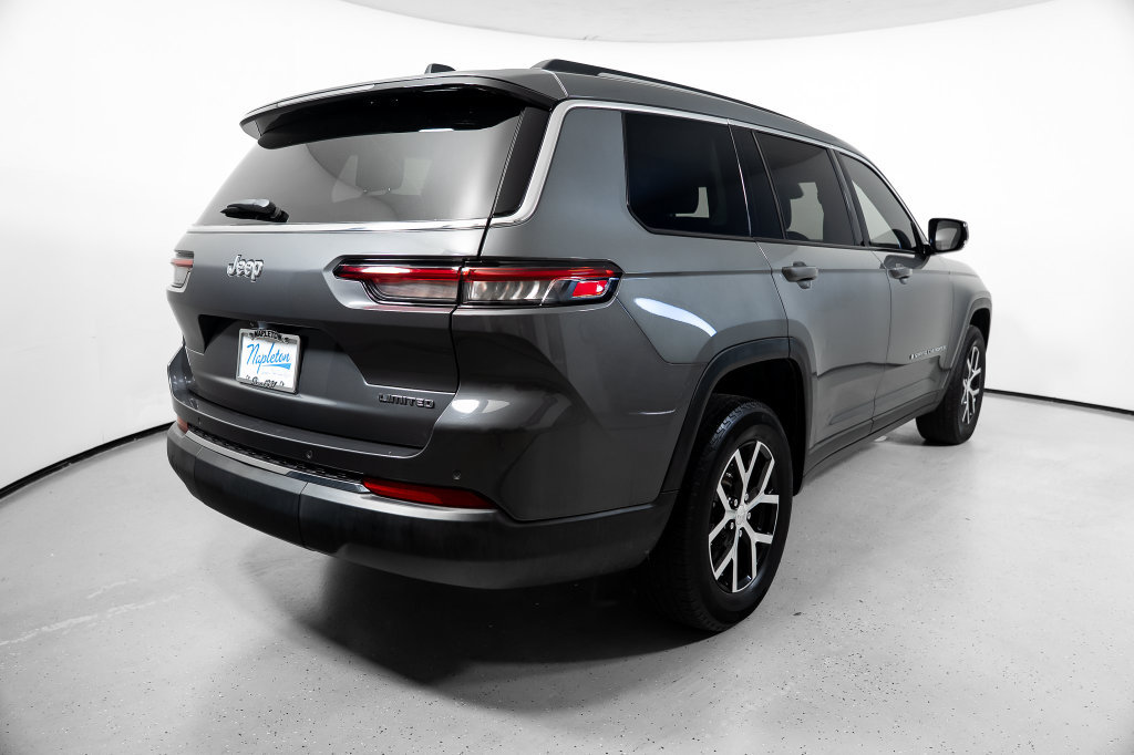 Used 2023 Jeep Grand Cherokee L Limited RWD image 9
