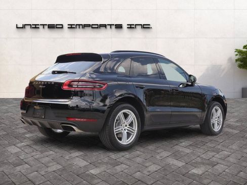 Used 2018 Porsche Macan AWD/4WD image 5