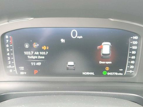 Used 2025 Honda Pilot Elite image 14