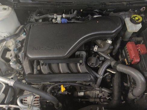 Used 2019 Nissan Rogue Sport SV FWD image 30