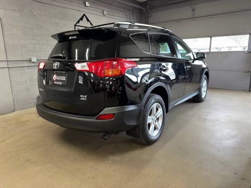 Used 2013 Toyota RAV4 XLE AWD/4WD image 5