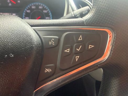 Used 2019 Chevrolet Equinox LS w/ LS Convenience Package FWD image 14