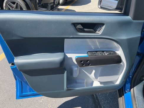 New 2025 Ford Maverick XLT w/ XLT Luxury Package image 11