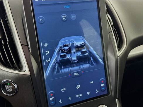 Used 2024 Ford Edge SEL image 17