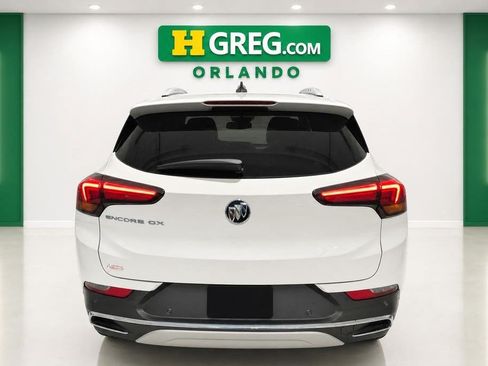 Used 2020 Buick Encore GX Essence w/ Advanced Technology Package FWD image 8