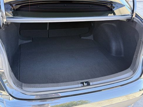 Used 2020 Toyota Corolla LE w/ Carpet Mat Package (TMS) FWD image 9