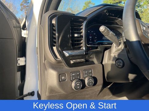 Used 2024 Chevrolet Silverado 1500 High Country w/ Technology Package image 25