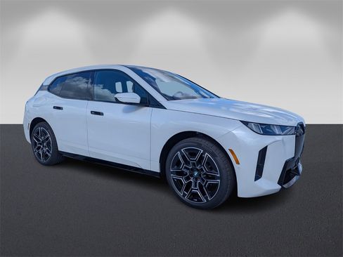 New 2026 BMW iX xDrive60 w/ M Sport Package image 1