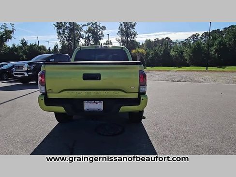 Used 2023 Toyota Tacoma TRD Off-Road image 28
