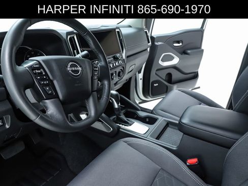 Used 2025 Nissan Frontier SV w/ SV Convenience Package image 20