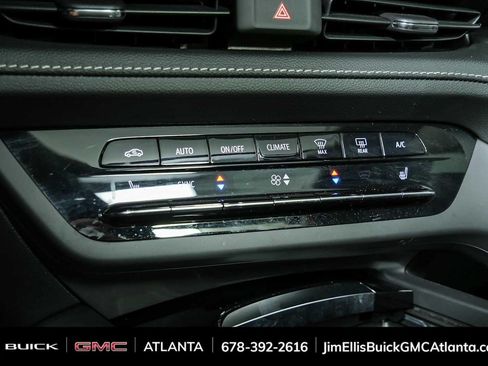 Used 2023 Buick Envision Essence w/ Sport Touring Package AWD/4WD image 15