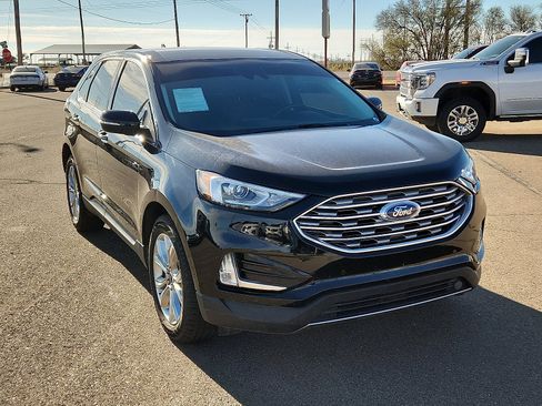 Used 2022 Ford Edge Titanium image 6