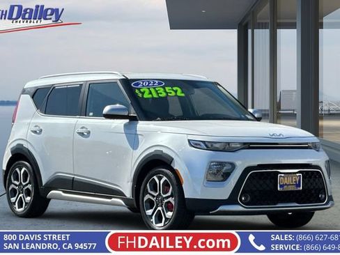 Used 2022 Kia Soul X-Line FWD image 1