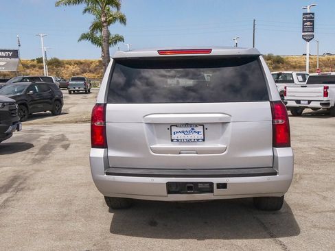 Used 2019 Chevrolet Tahoe 4WD w/ Enhanced Driver Alert Package image 8