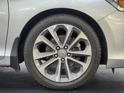 Used 2015 Honda Accord Sport image 26