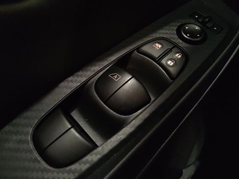 Used 2024 Nissan Sentra SV FWD image 27
