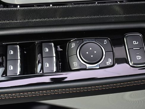 New 2026 Lincoln Aviator Reserve AWD/4WD image 23