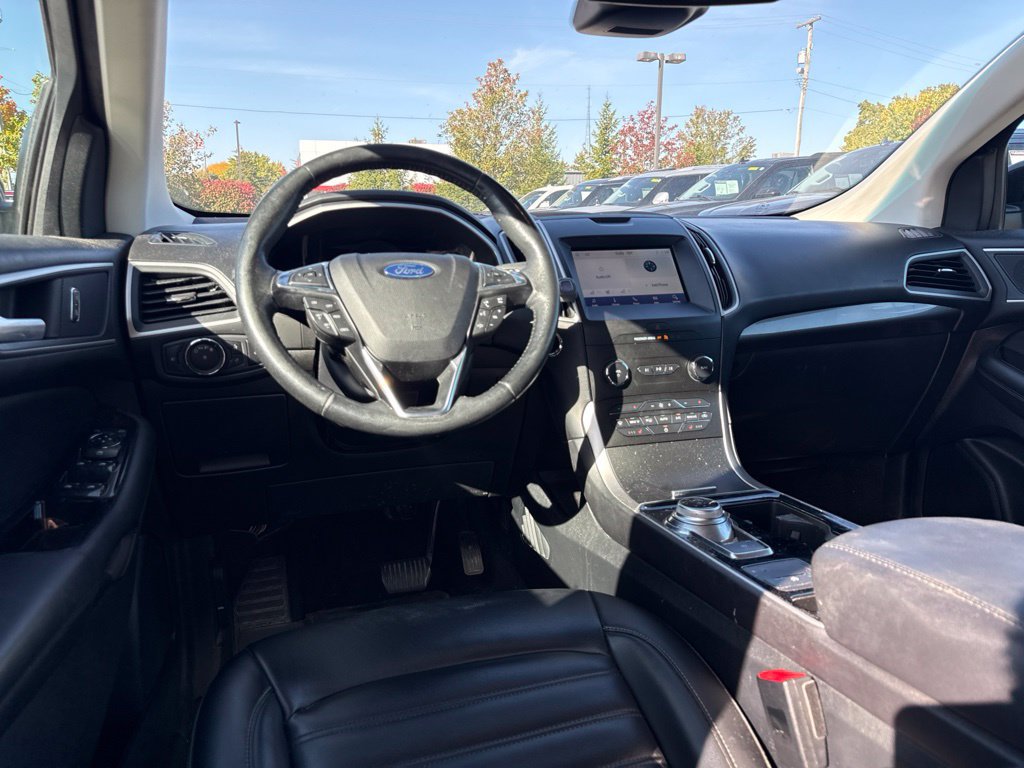 Used 2020 Ford Edge SEL w/ Cold Weather Package AWD/4WD image 10