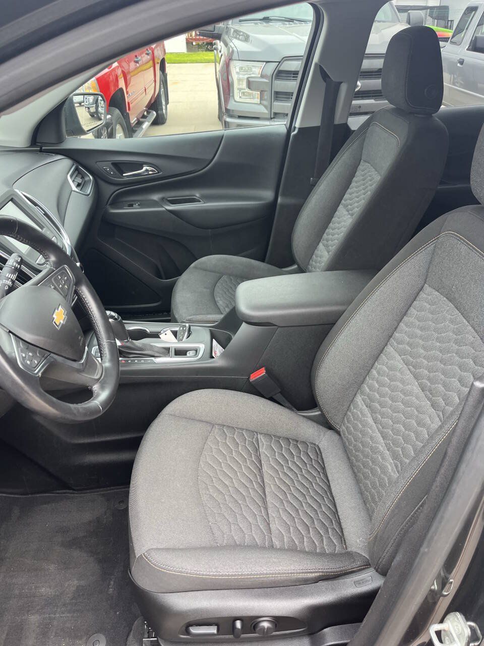 Used 2018 Chevrolet Equinox LT AWD/4WD image 13
