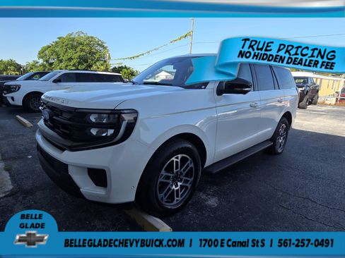 Used 2025 Ford Expedition Active RWD image 1