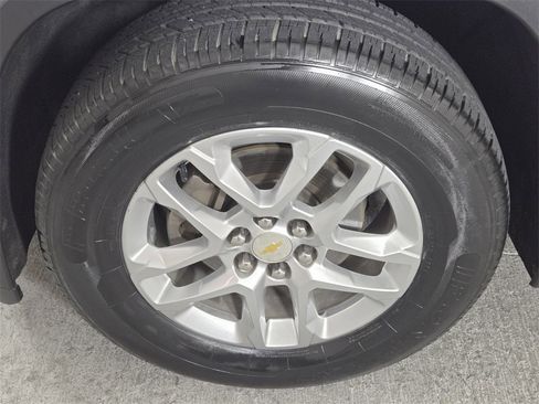 Used 2019 Chevrolet Traverse LS w/ LPO, Cargo Package image 11