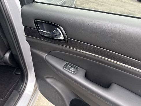 Used 2019 Jeep Grand Cherokee High Altitude image 35