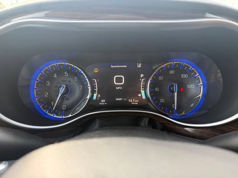 Used 2021 Chrysler Pacifica Pinnacle AWD/4WD image 27