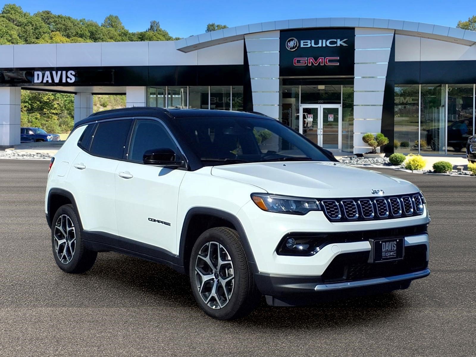 Used 2026 Jeep Compass Limited AWD/4WD image 1