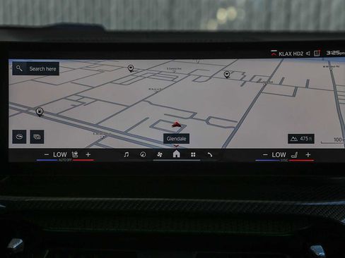 Used 2025 BMW M4 xDrive Competition image 11