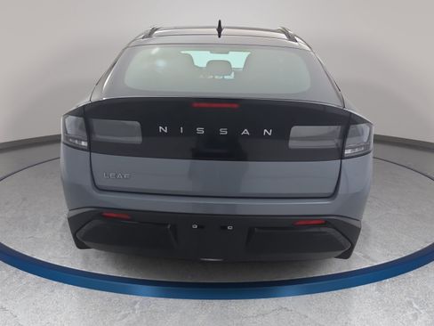New 2026 Nissan Leaf Platinum+ FWD image 6