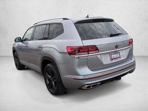 Used 2022 Volkswagen Atlas SEL R-Line image 8