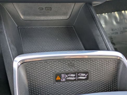 Used 2025 Chevrolet Equinox ACTIV w/ Safety and Technology Package image 18