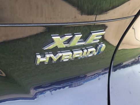Used 2021 Toyota Venza XLE w/ Softex Package AWD/4WD image 34