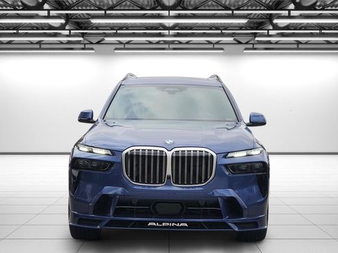 Used 2025 BMW ALPINA XB7 image 4