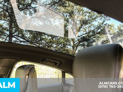 Used 2026 Porsche Taycan RWD image 22