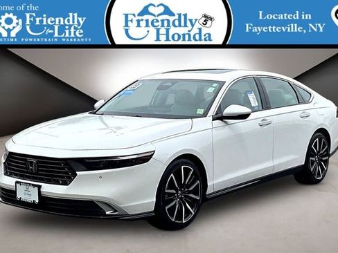 Certified 2023 Honda Accord Touring image 1