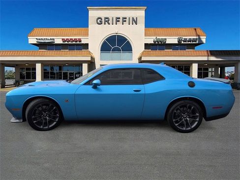 Used 2023 Dodge Challenger R/T Scat Pack w/ Plus Package image 10