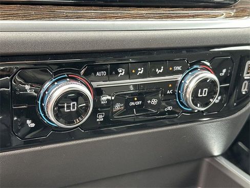 New 2026 GMC Sierra 1500 Elevation w/ LPO, Elevation Black Package image 12