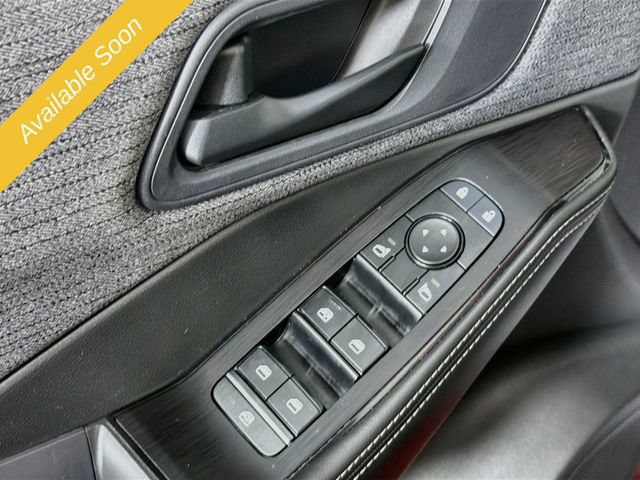 Used 2022 Nissan Rogue S AWD/4WD image 17