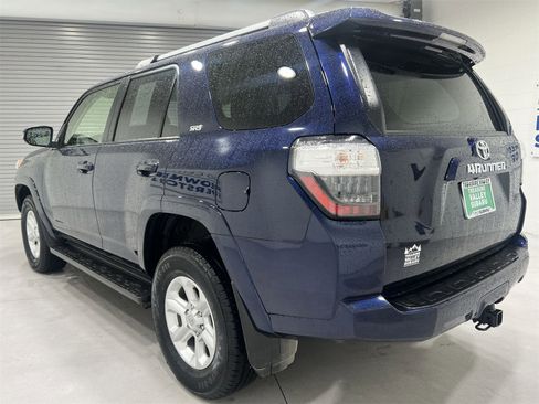 Used 2024 Toyota 4Runner SR5 Premium image 6