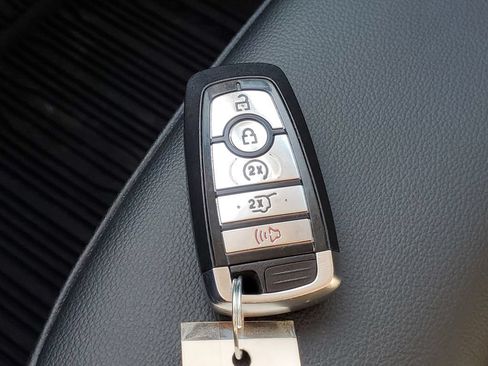 Used 2022 Ford Edge SEL w/ Convenience Package AWD/4WD image 34