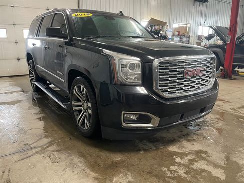 Used 2018 GMC Yukon Denali w/ Denali Ultimate Package image 4