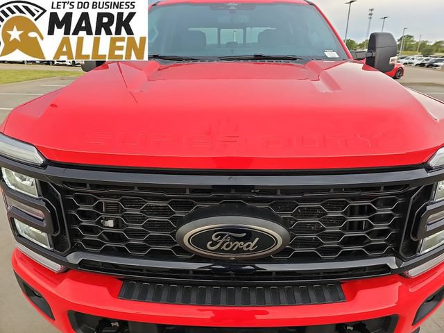 Used 2025 Ford F250 XLT w/ Black Appearance Package AWD/4WD image 31