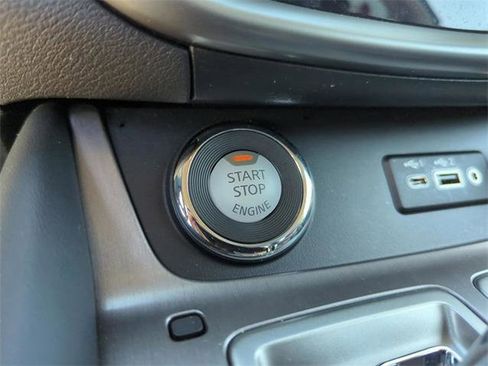 Certified 2024 Nissan Murano SV w/ SV Midnight Edition Package image 19