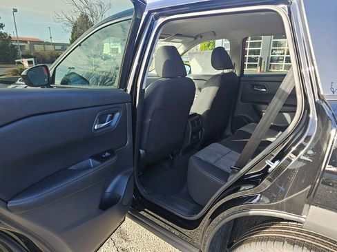 New 2026 Nissan Rogue SV image 12