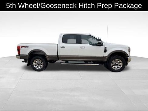 Used 2019 Ford F250 Lariat w/ Chrome Package image 6