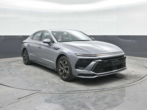 Used 2024 Hyundai Sonata SEL FWD image 7