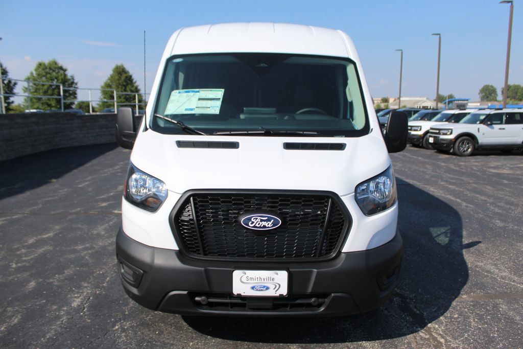 New 2027 Ford Transit 250 148 Medium Roof w/ Load Area Protection Package RWD image 8