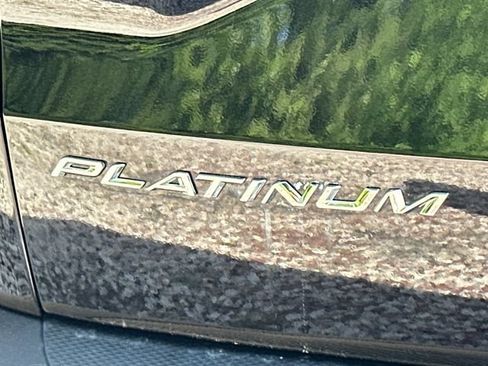 Certified 2025 Ford Escape Platinum AWD/4WD image 15